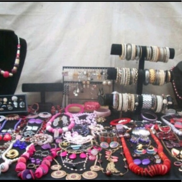 Meet your Posher, Lily - Picture 4 of 8